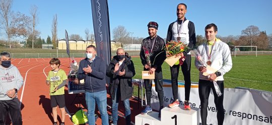 SPORT. MARATHON ATHETISME . 8 ième Ronde de RAMONVILLE. ACCR Ramonville. 12 Décembre 2021.
